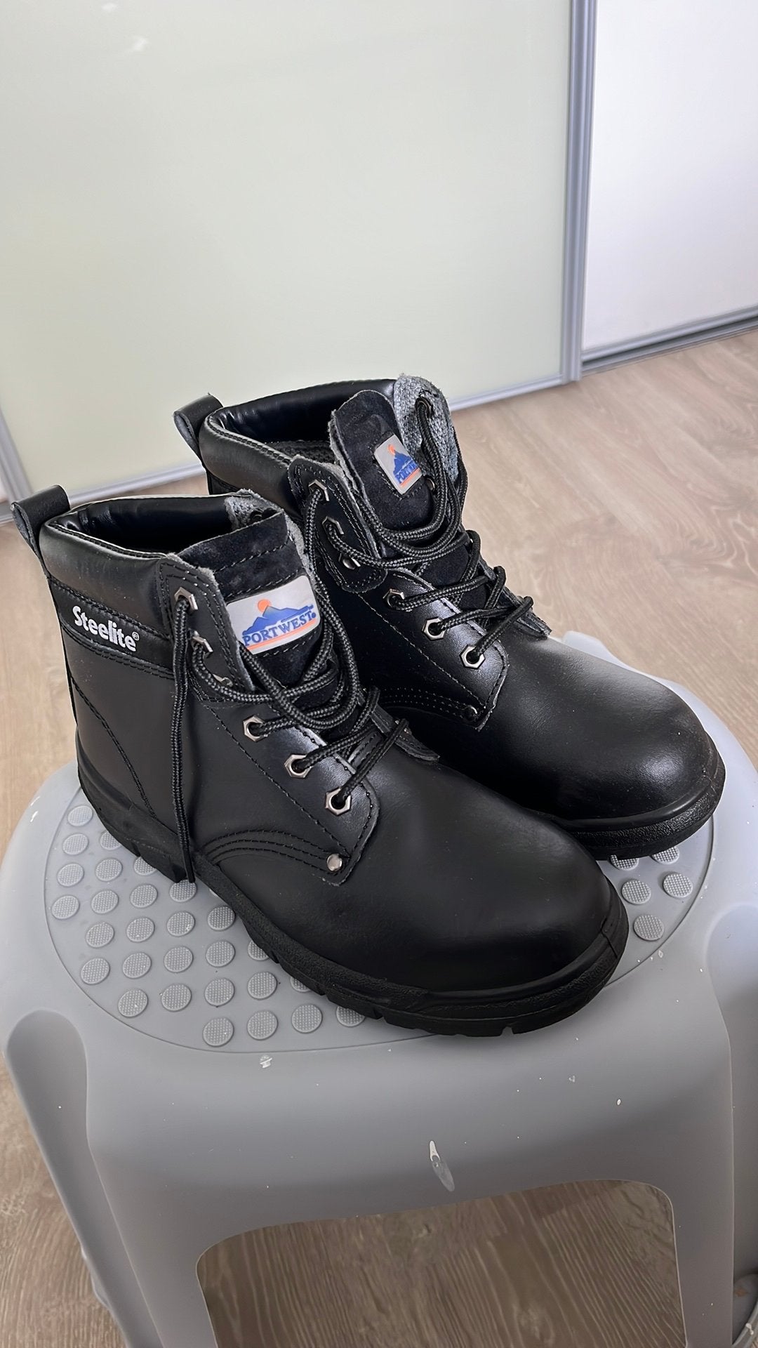 Veiligheidsschoenen maat 39 nieuw, Ophalen of Verzenden, Nieuw