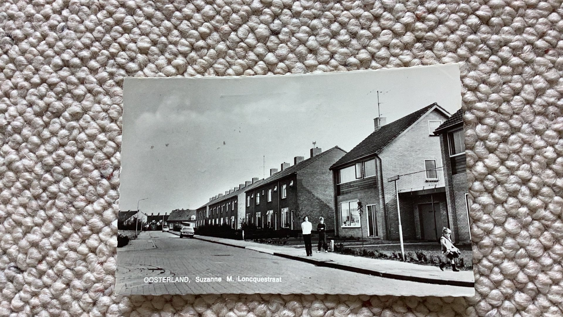 Ansichtkaart Oosterland Suzanne M. Loncquestraat 1972. 986, Ophalen of Verzenden, 1960 tot 1980, Gelopen, Zeeland