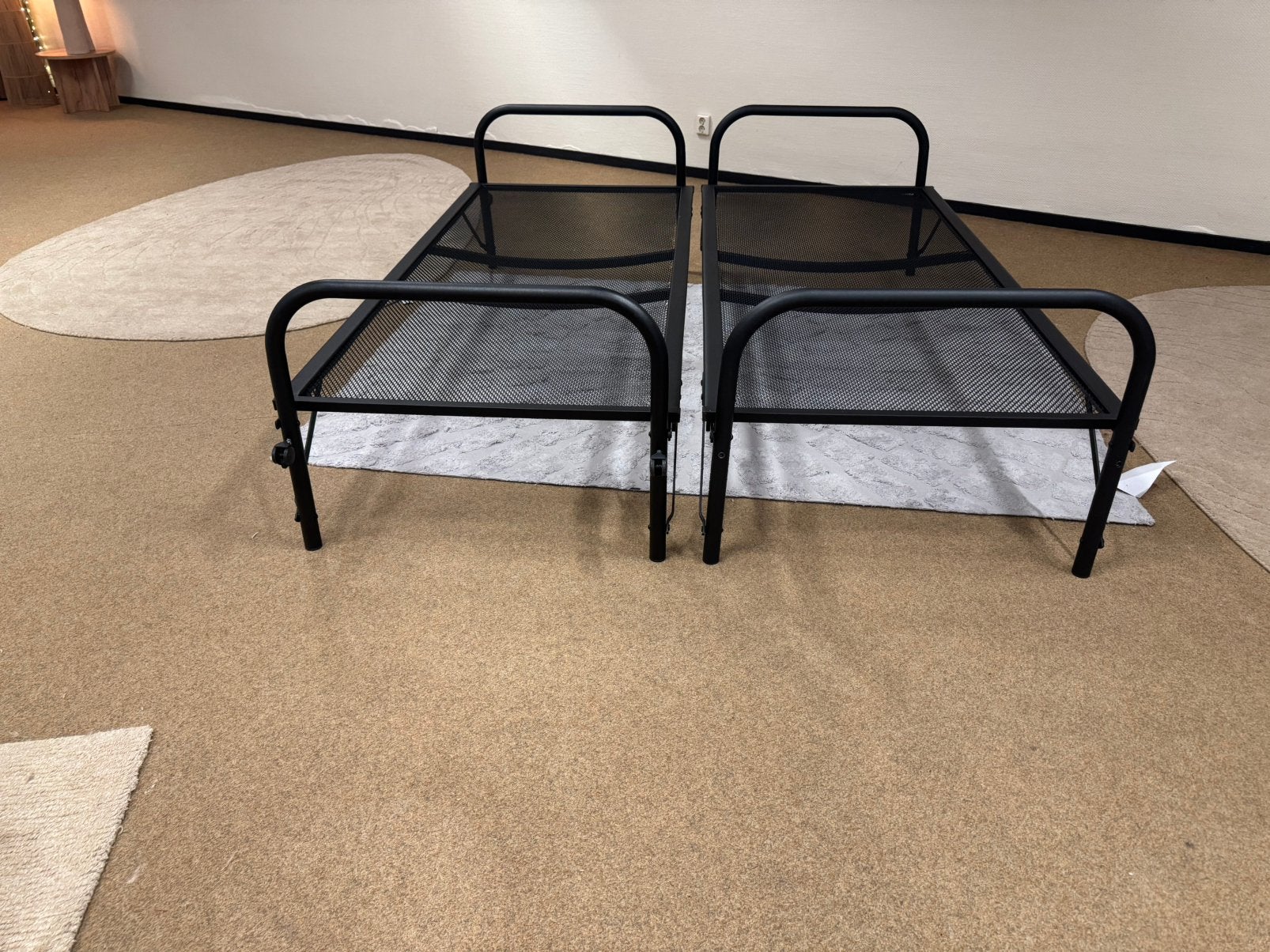 Double Bed (Onderschuifbed) 90x200 Zwart met spiraalbodem, 90 cm, Eenpersoons, Zwart, Nieuw