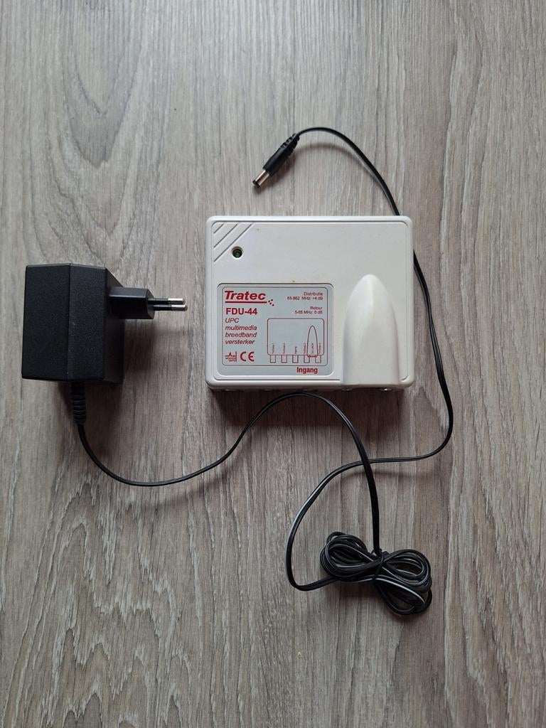 Tratec FDU-44 Multimedia Versterker COAX, Ophalen of Verzenden, Gebruikt, Minder dan 2 meter, Overige kabels