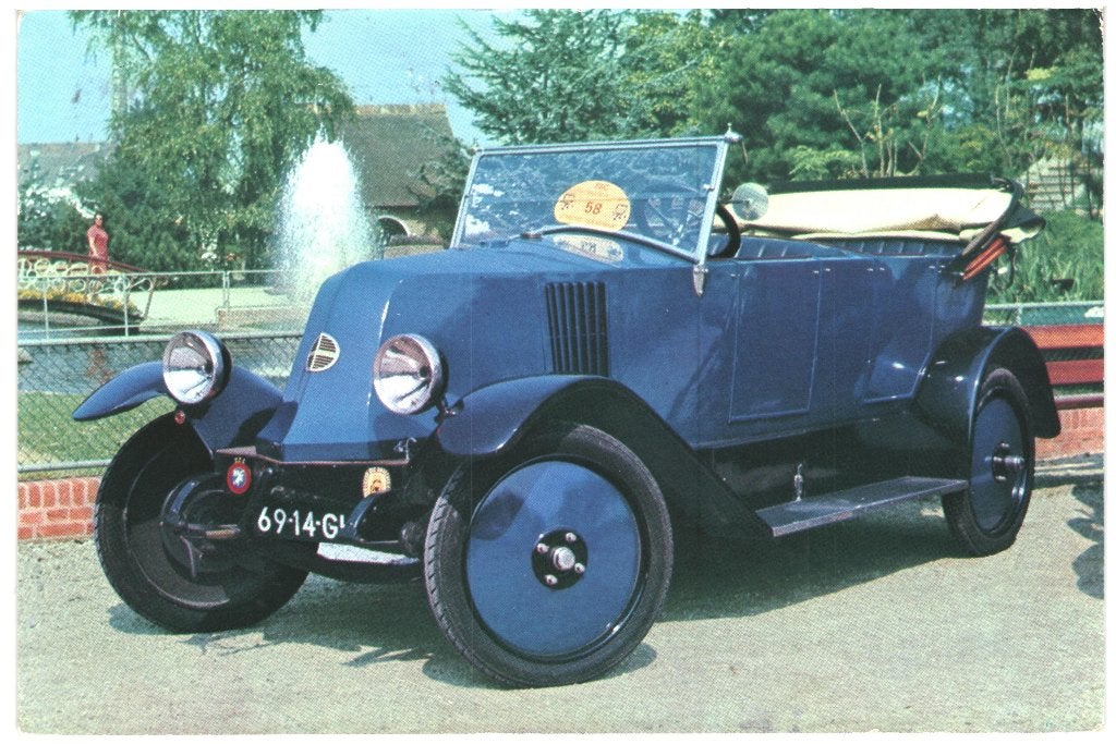 805516	Auto Citroen 1923	1973	Gelopen met postzegel, Ophalen of Verzenden, 1960 tot 1980, Gelopen, Voertuig