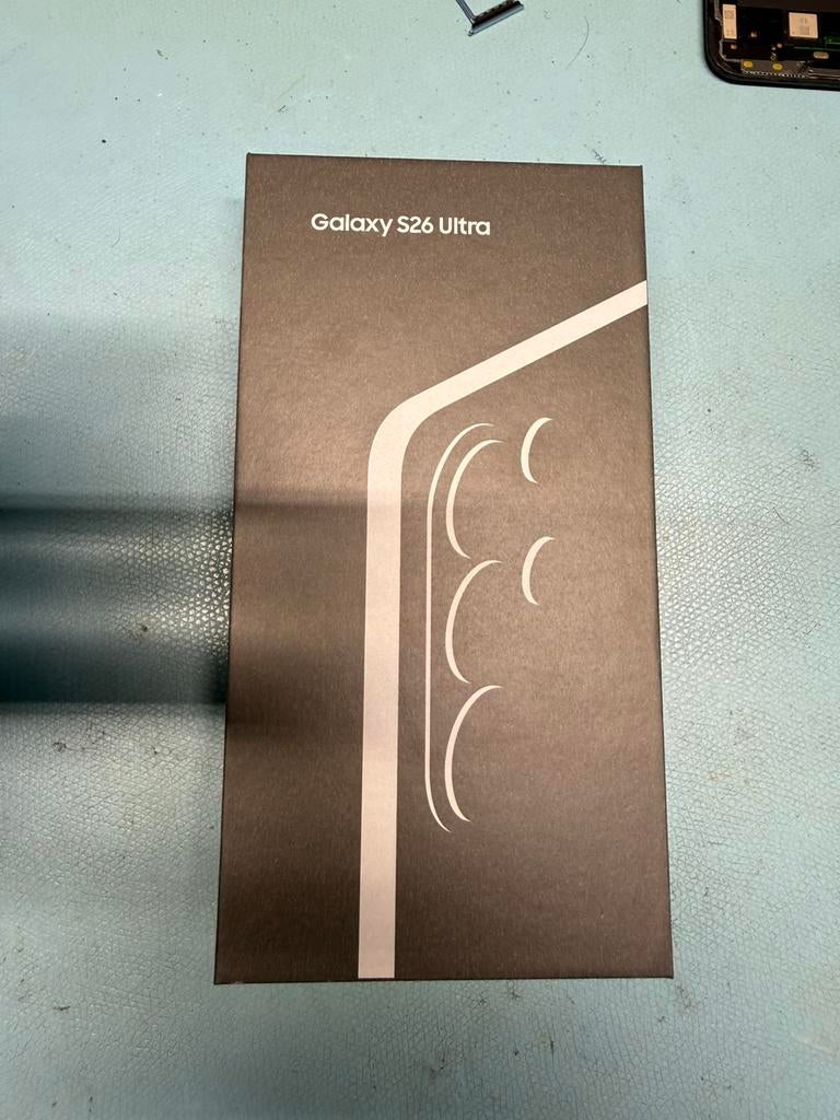 Samsung Galaxy S26 Ultra, Overige modellen, Zwart, Ophalen of Verzenden, Zo goed als nieuw