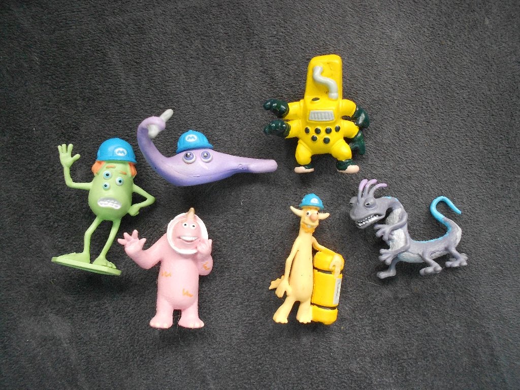 6 kleine figuurtjes Monsters & Co, Ophalen, Gebruikt