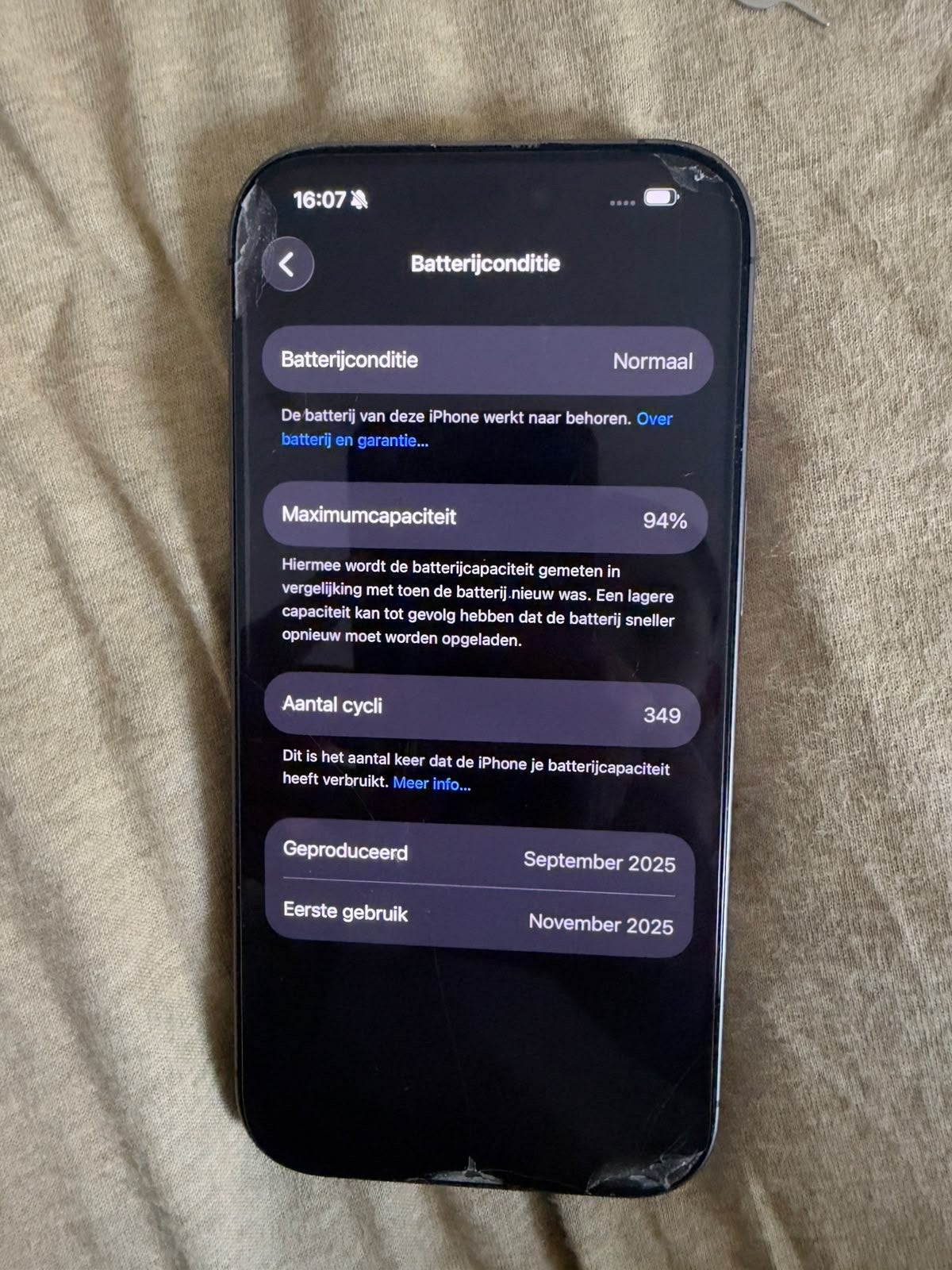 Foto 4 van Iphone 17 256GB Zwart - Zo goed als nieuw