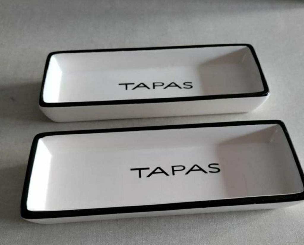 TAPAS Schaaltjes,Keramisch,tekst,Zwarte rand,bakjes,Tapas, Nieuw, Ophalen of Verzenden, Schaal of Schalen, Overige stijlen