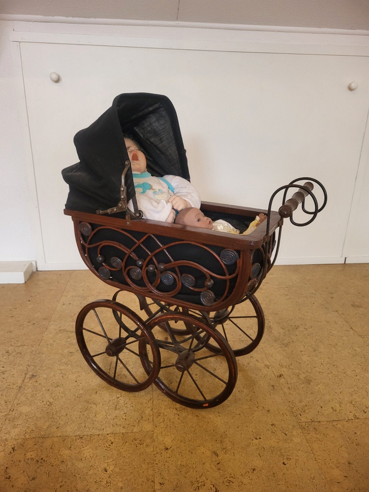 Poppenkinderwagen, Antiek en Kunst, Ophalen