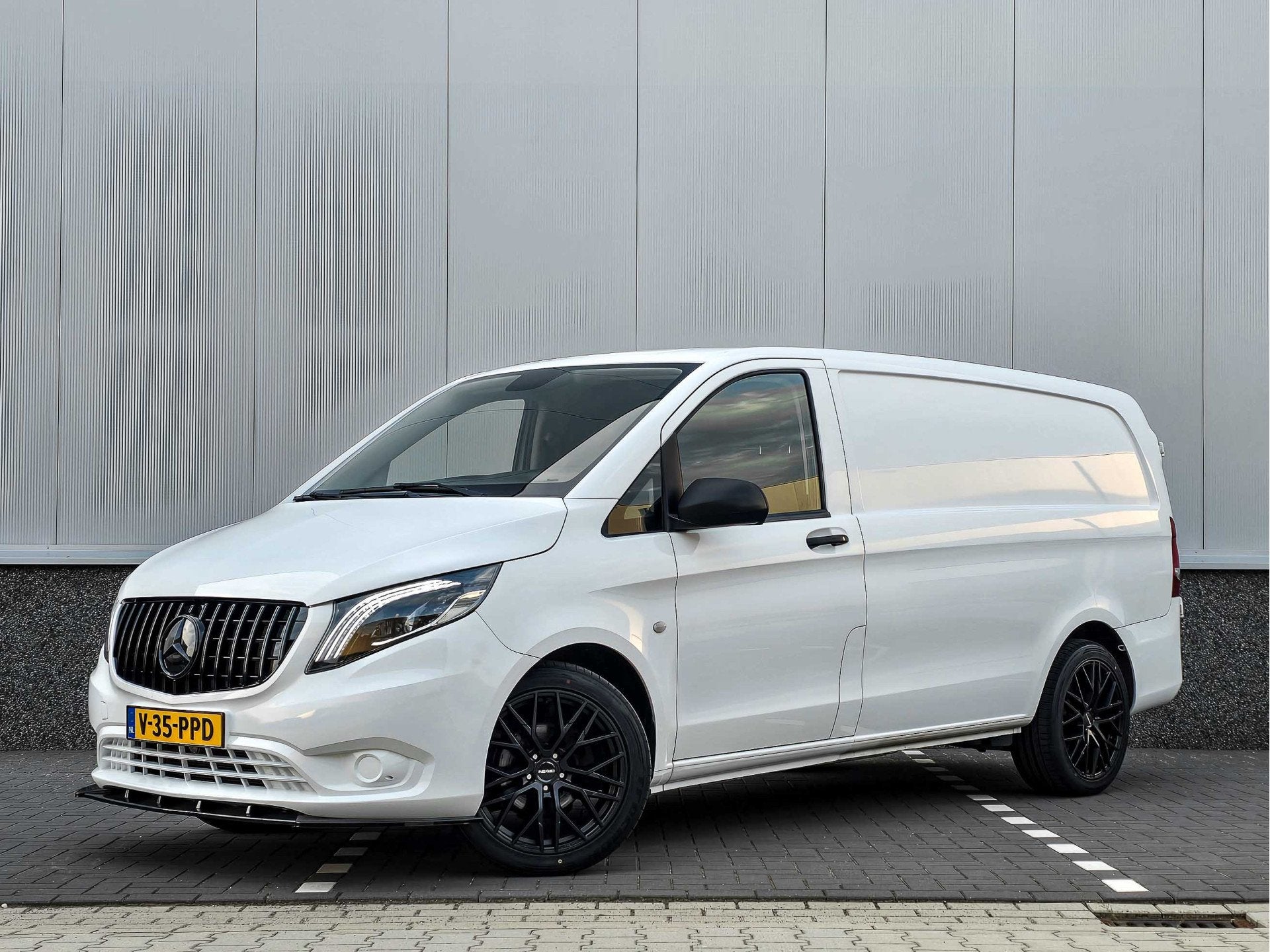 Mercedes-Benz Vito 114 CDI Lang | Trekhaak 2500 | Carplay |, Automaat, Dealer onderhouden, 4 cilinders, 2500 kg