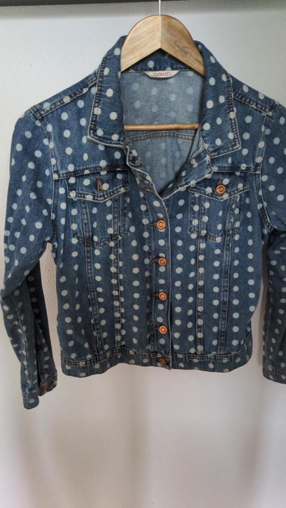 Polkadot spijkerjasje van Camaïeu, Kleding | Dames, Jassen | Zomer, Camaïeu, Blauw, Ophalen of Verzenden, Zo goed als nieuw