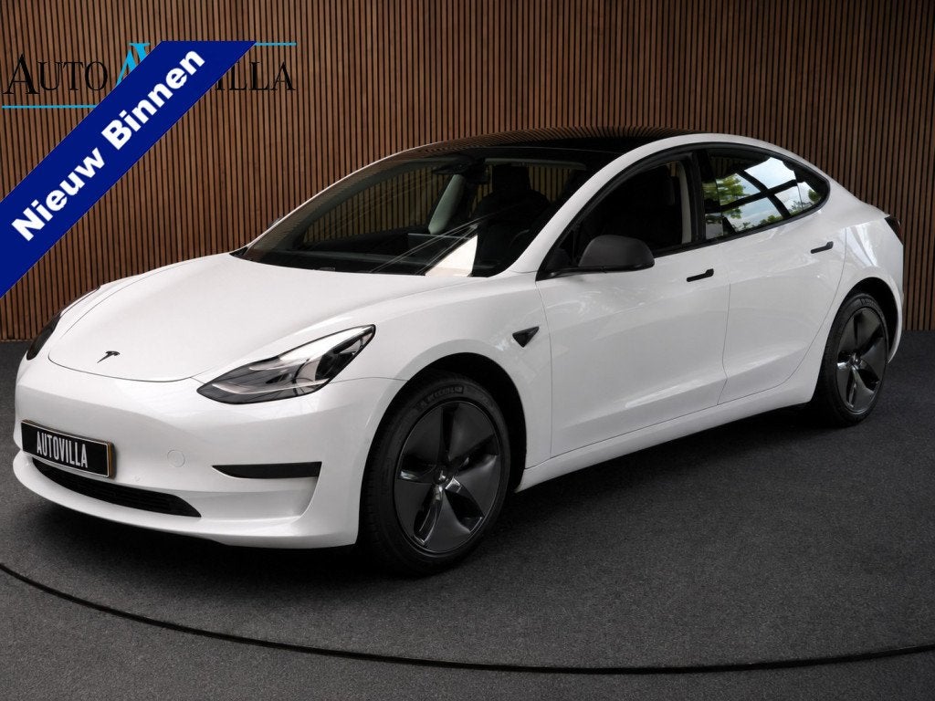 Tesla Model 3 RWD SOH: 96,1% Panodak Leer 360 Trekhaak Stu, Auto's, Tesla, Automaat, Dealer onderhouden, Achterwielaandrijving