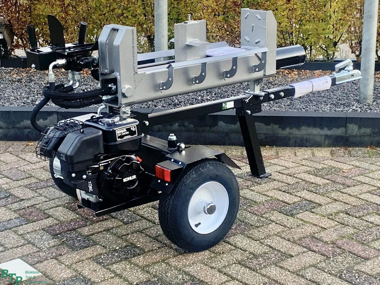 BTP ACTIE Houtklover Dubbelwerkend 20t benzine Kloofmachine