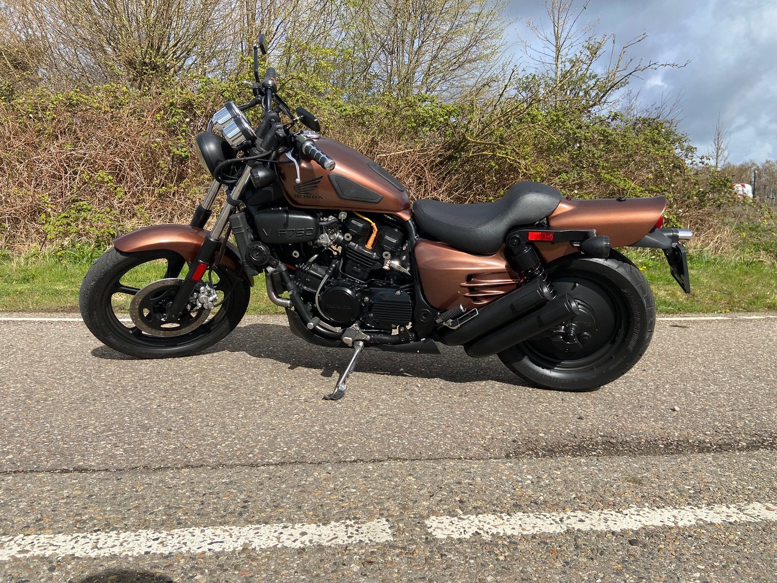 Aangeboden Honda supermagna 750cc custommade, 4 cilinders, Particulier, Meer dan 35 kW, Handgeschakeld