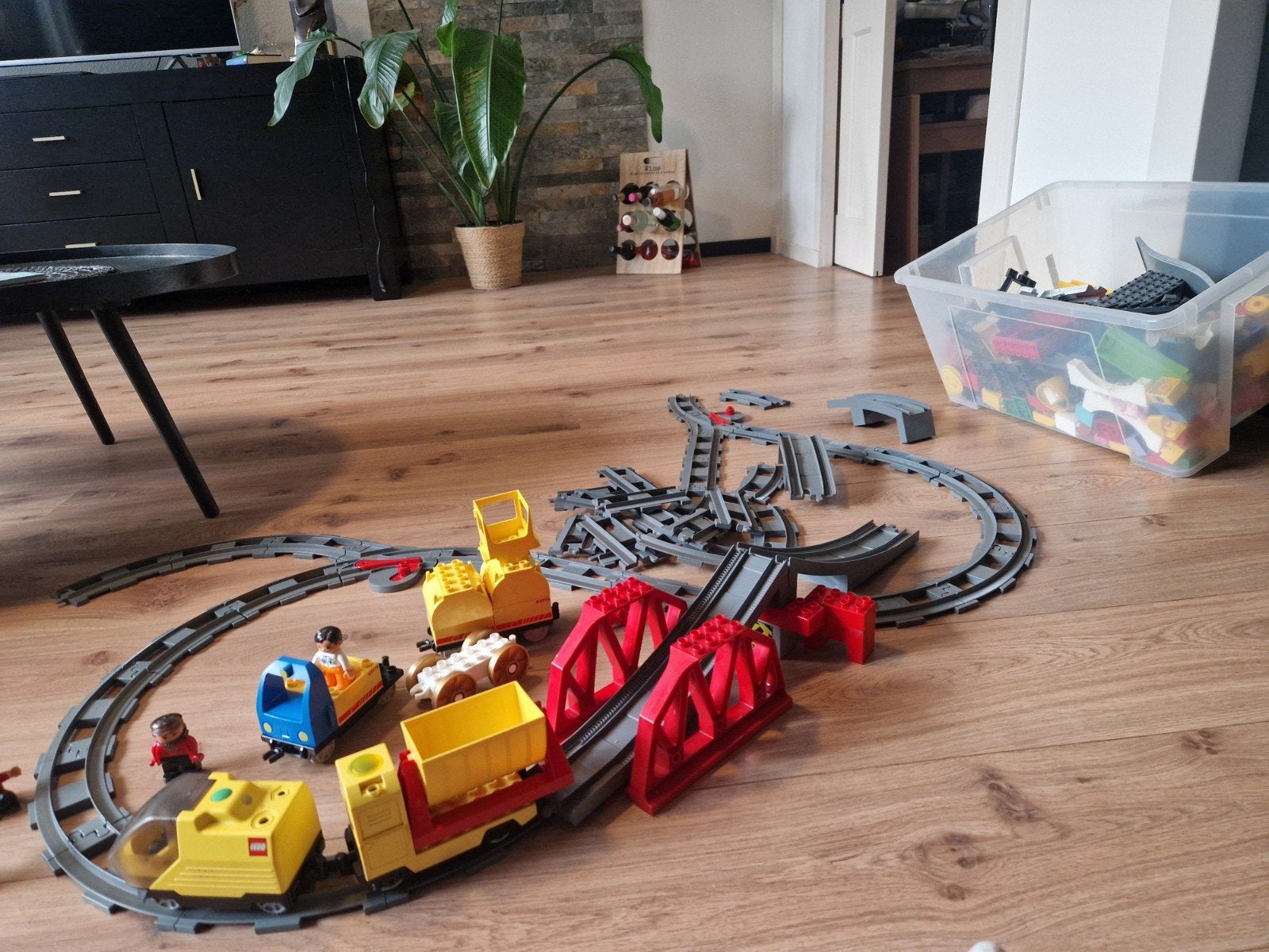 Lego Duplo Treinset met bruggen en extra rails, Ophalen, Gebruikt