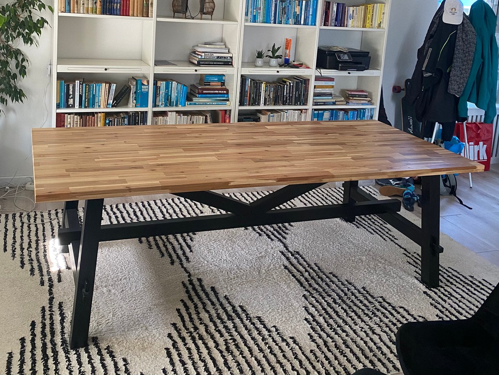 Ikea skogsta eettafel - 235 x 100cm, Ophalen, 200 cm of meer, 50 tot 100 cm, Zo goed als nieuw