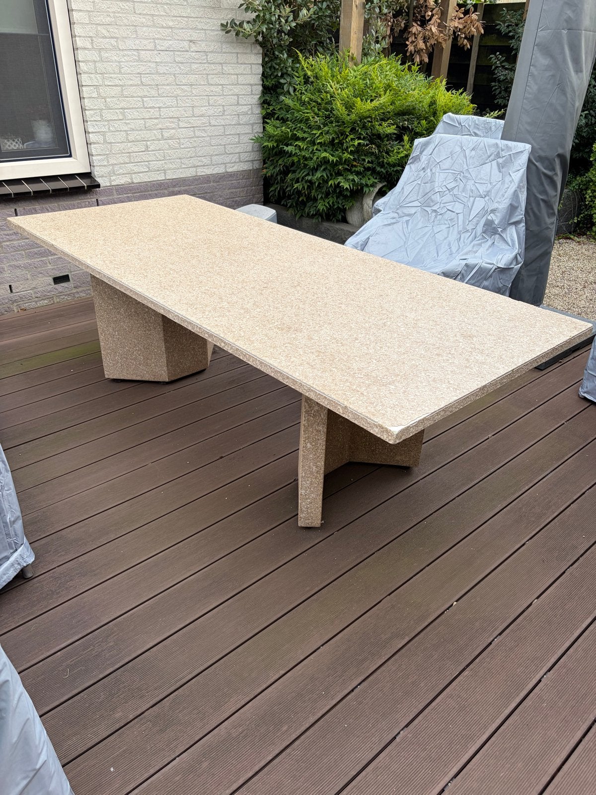 Robuuste tuintafel met granietlook blad, Ophalen, Gebruikt, Rechthoekig, Overige materialen