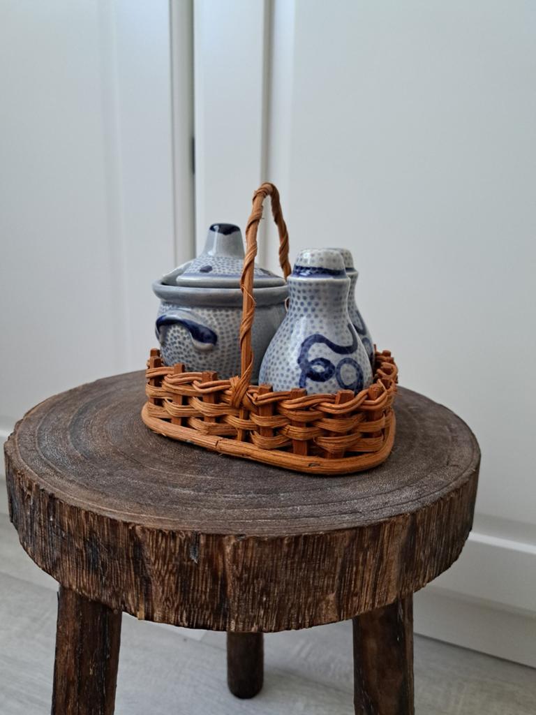 Vintage keramisch tafel setje zout peper mosterd in mandje, Ophalen of Verzenden