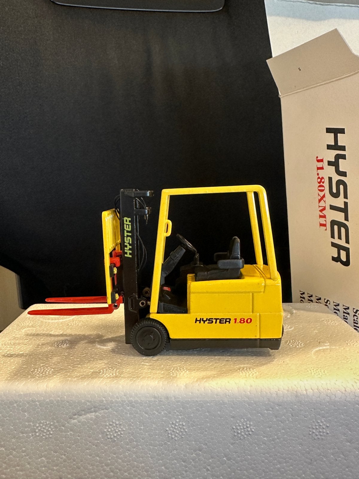 14x Schaalmodel Hyster J1.80XMT heftruck 1:30, 1:32 tot 1:50, Overige typen, Nieuw, Ophalen