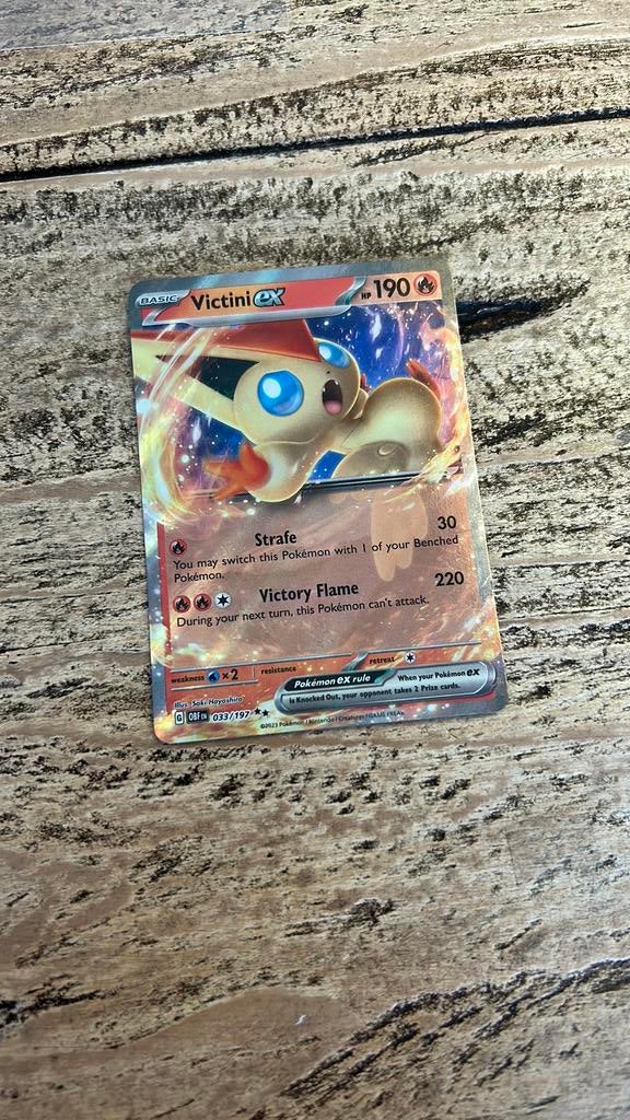 Victini ex pokemon kaart, Ophalen of Verzenden, Zo goed als nieuw