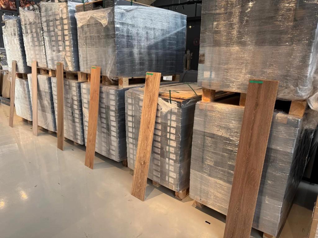 Direct ophalen | Pallet uitverkoop laminaat | Utrecht, Doe-het-zelf en Verbouw, 50 tot 150 cm, Nieuw, 4131 Nh, Info@ivloer.nl