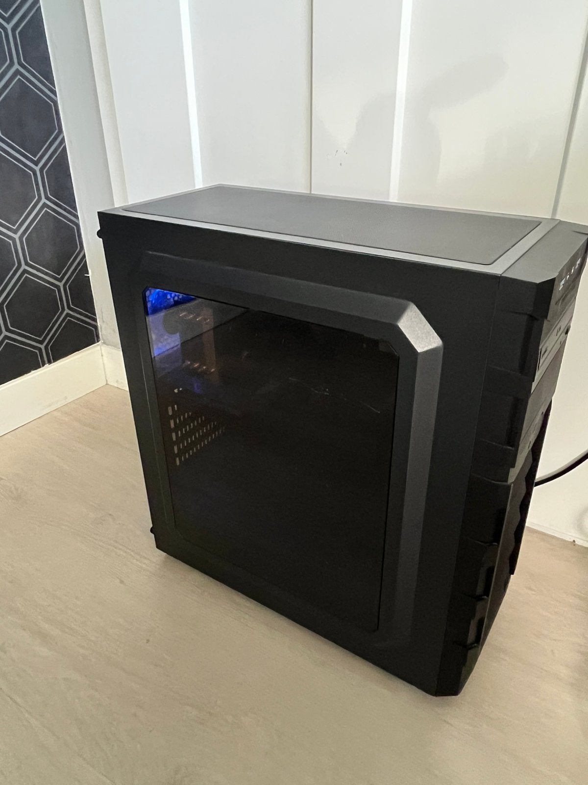 Beginner game pc, Gebruikt, Ophalen of Verzenden, Gaming, HDD