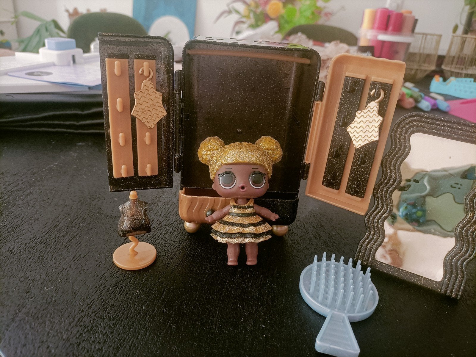 Lol surprise queen bee set, Ophalen, Zo goed als nieuw, Poppenhuis