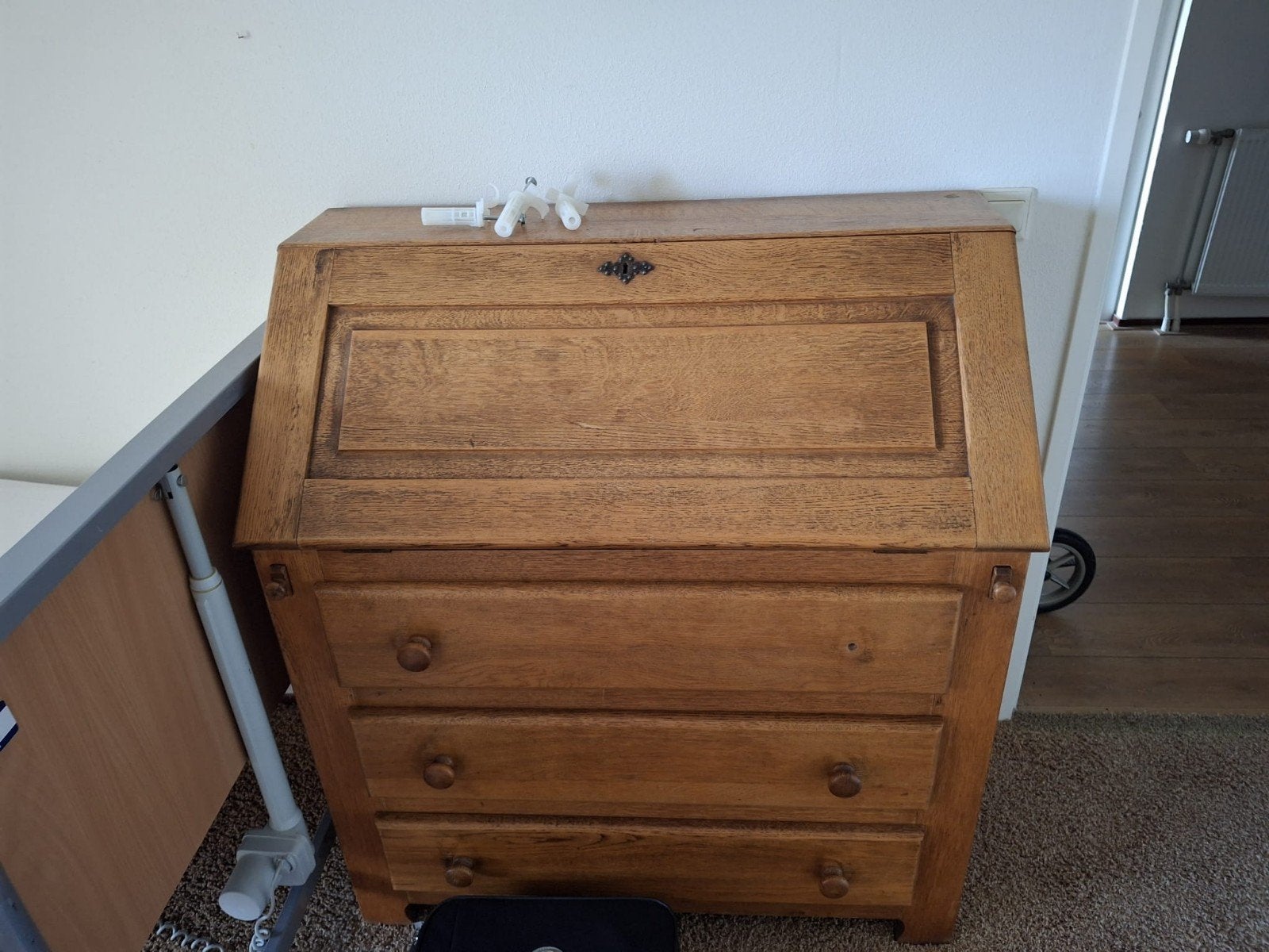 Set van 3 antieke meubels: secretaire, theetafel, sidetable, Ophalen