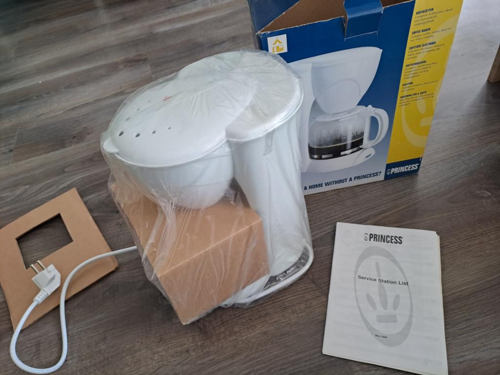 Princess Royal Café Camping 500W Koffiezetapparaat, Witgoed en Apparatuur, Koffiezetapparaten, 10 kopjes of meer, Gemalen koffie