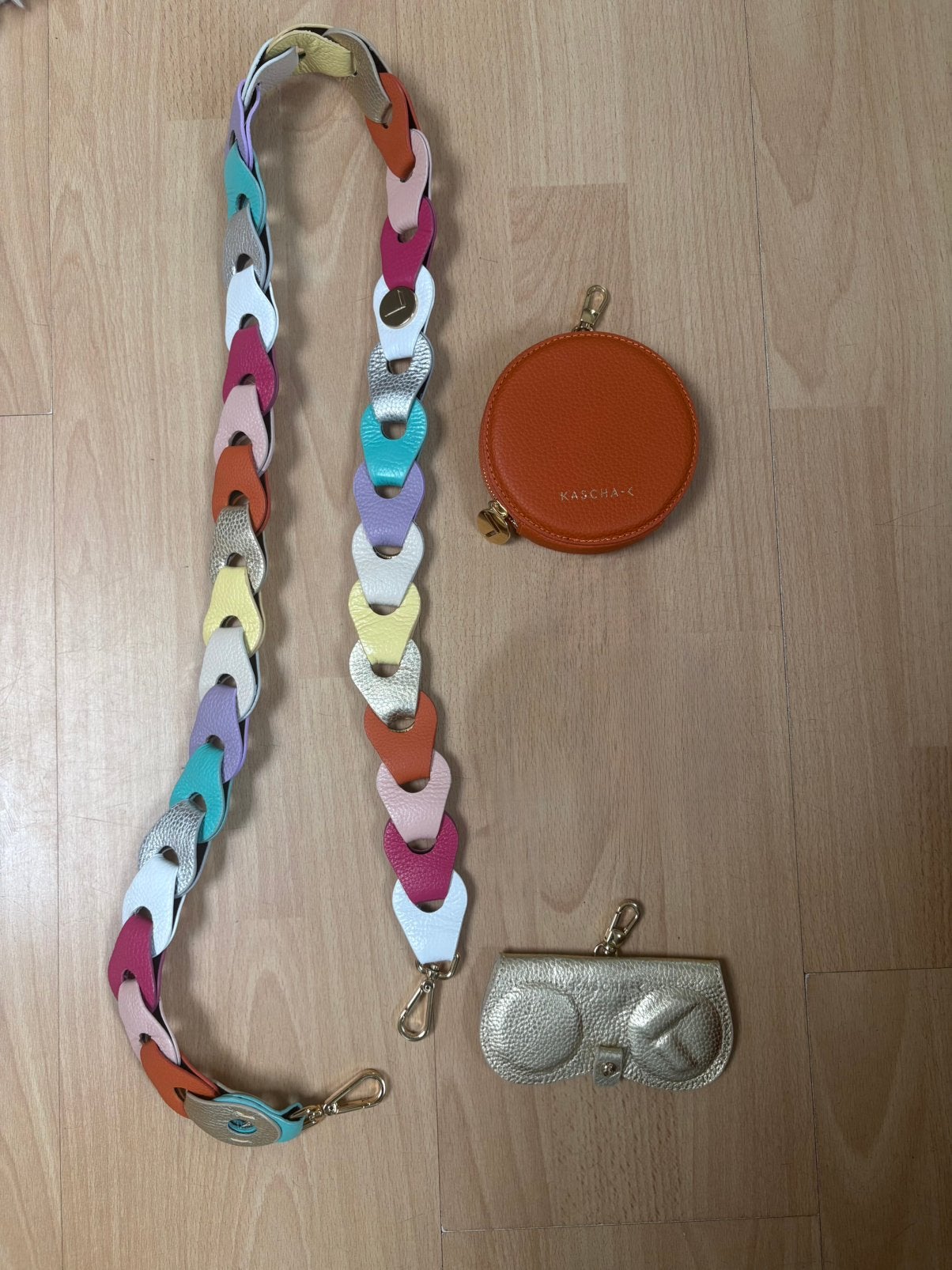 NIEUWE set van Kascha C met Mister Sister Big cord etc, Sieraden, Tassen en Uiterlijk, Ophalen of Verzenden, Nieuw, Overige typen