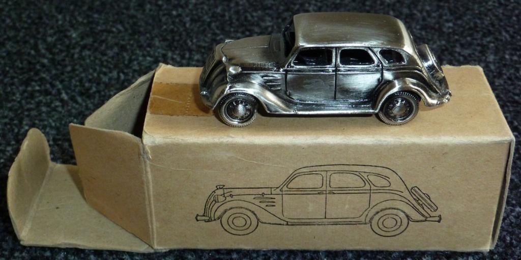 1936 - Toyota (AA) first car eerste auto, Ophalen of Verzenden, Zo goed als nieuw, Auto