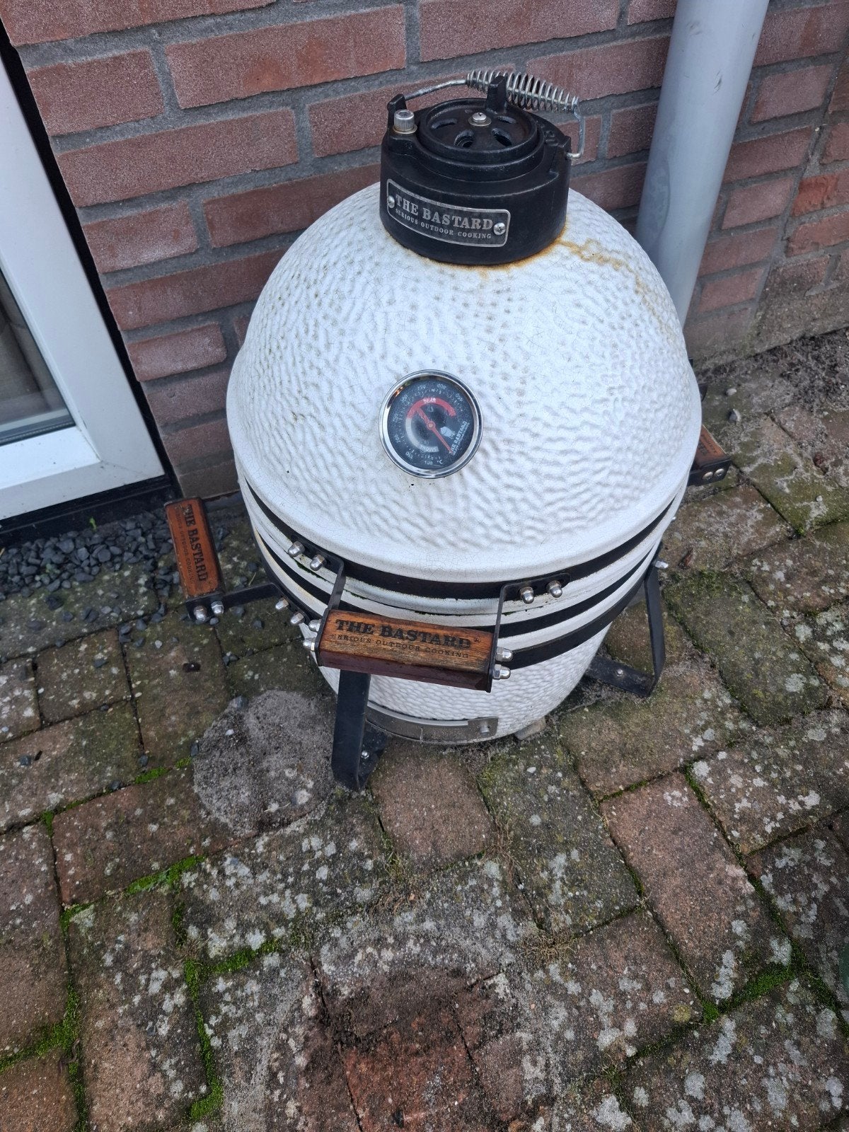 The Bastard Compact Kamado BBQ, Tuin en Terras, Ophalen, Gebruikt, The Bastard