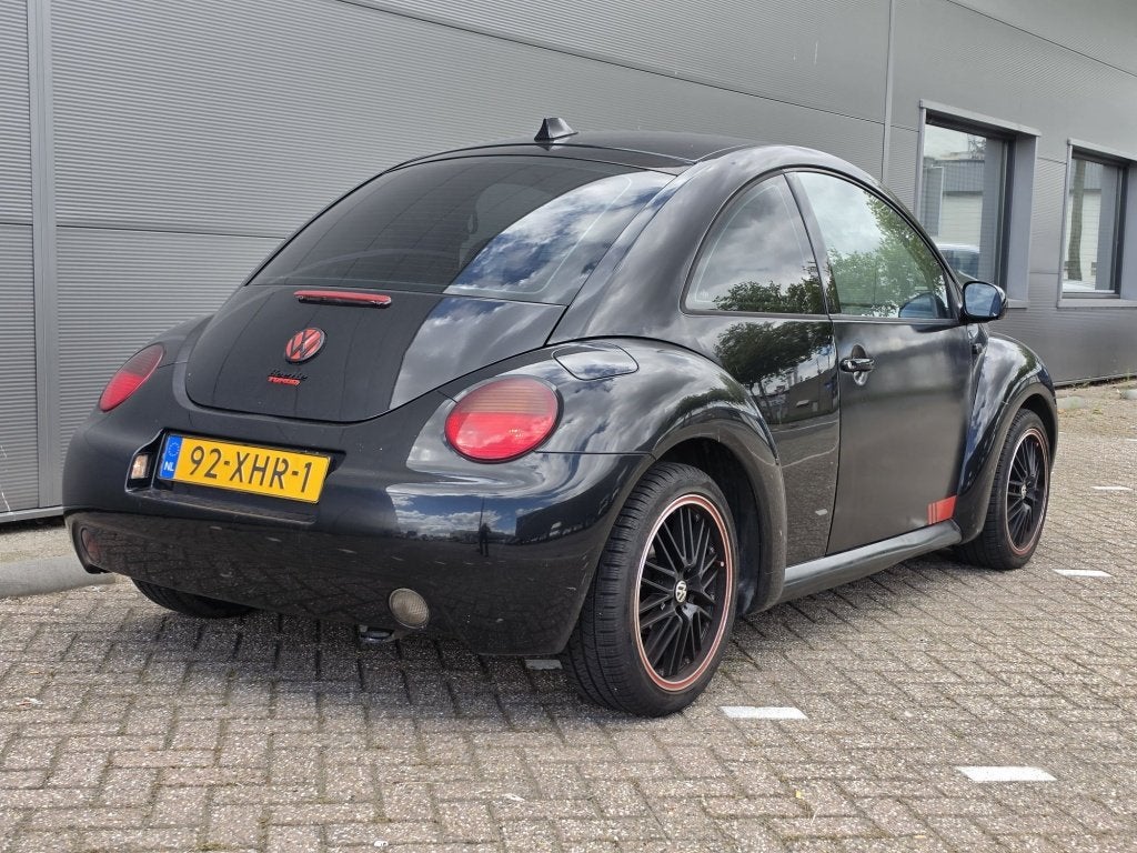 Volkswagen New Beetle 1.8-5V Turbo Highline 150pk Lees Tekst, Auto's, Volkswagen, Stof, Gebruikt, Beetle (Kever), 4 cilinders