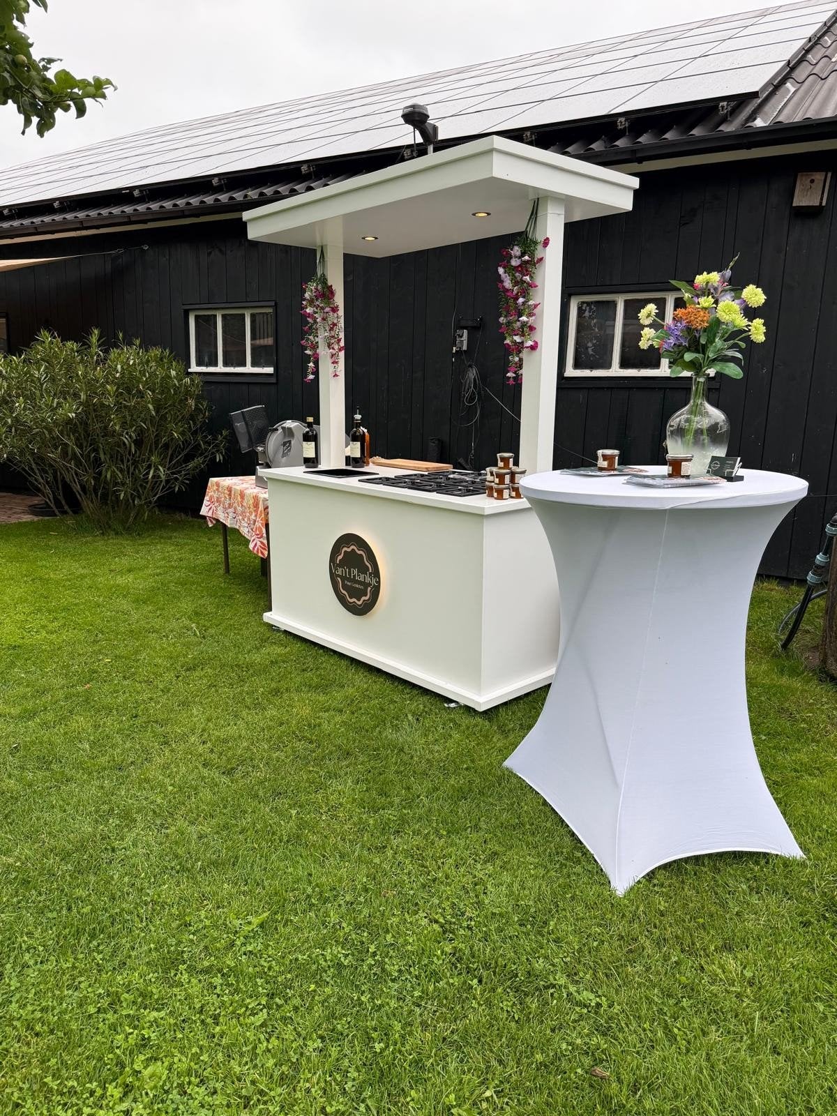 Mobiele Verkoopkraam / Bar met Verlichting, Ophalen