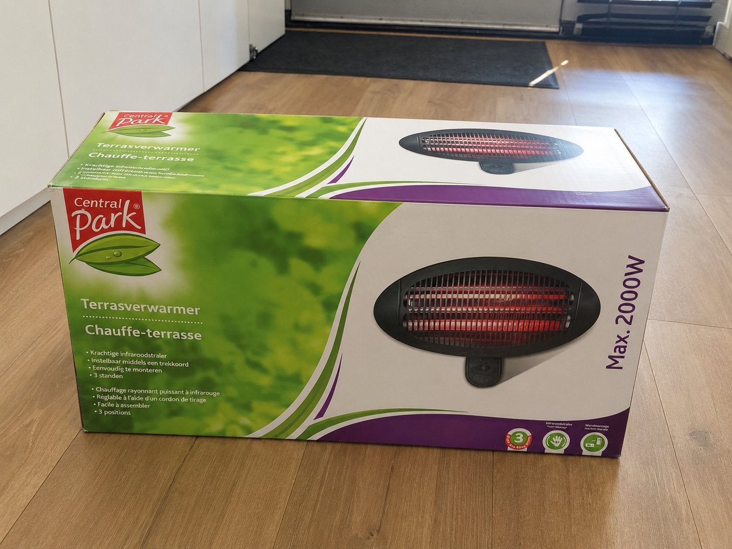 ZGAN Central Park heater/ terrasverwarmer - Max 2000W, Tuin en Terras, Terrasverwarmers, Zo goed als nieuw, Elektrisch, Wand, Ophalen of Verzenden