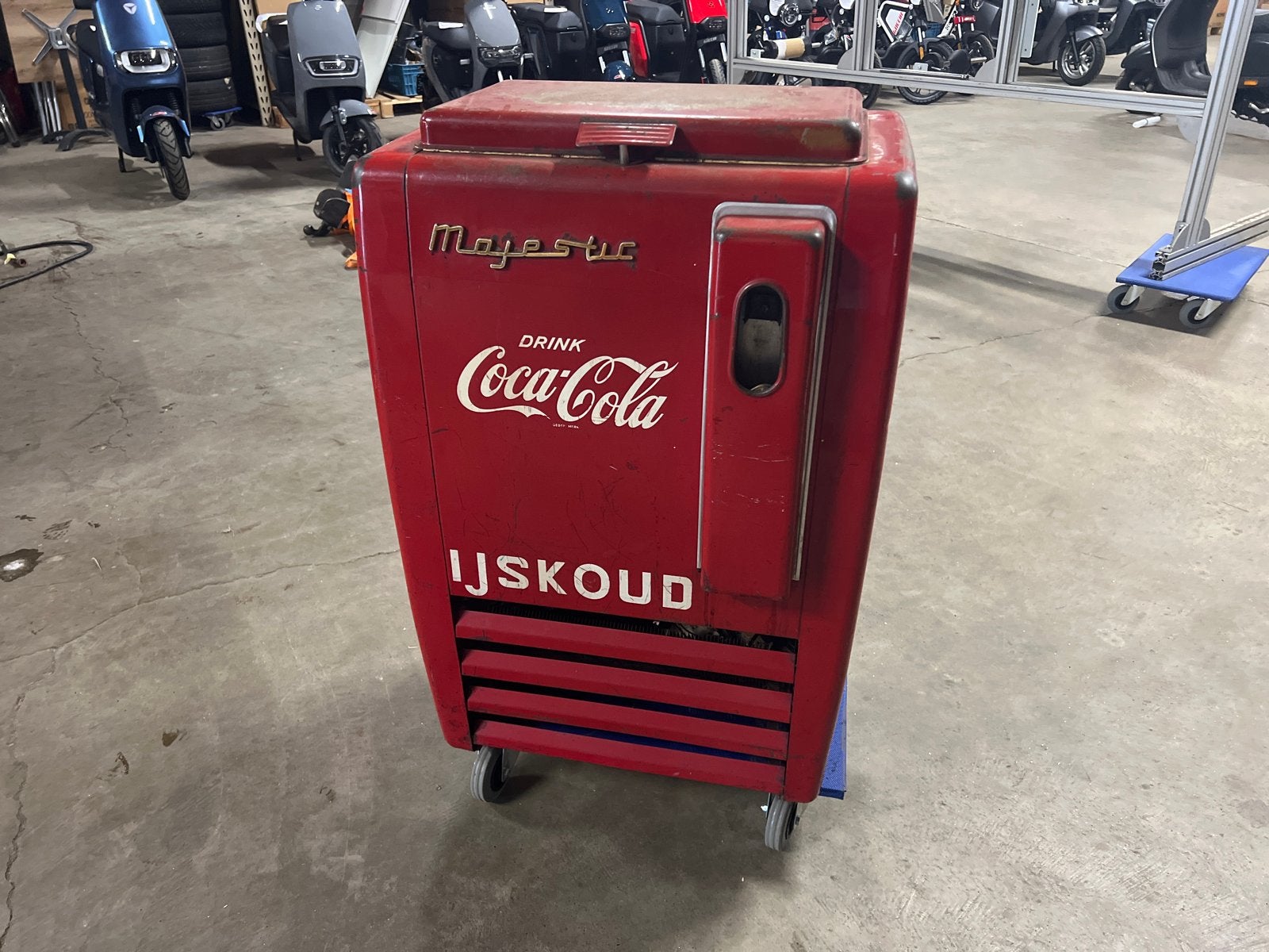 Vintage jaren '50 Coca-Cola koelkast - Majestic IJskoud, Witgoed en Apparatuur, Koelkasten en IJskasten, Minder dan 75 liter, 45 tot 60 cm
