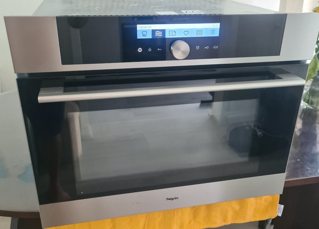 PELGRIM COMBI OVEN MET MAGNETRONFUNCTIE, KLEURENSCHERM, Ophalen, Minder dan 45 cm, 60 cm of meer, Pelgrim