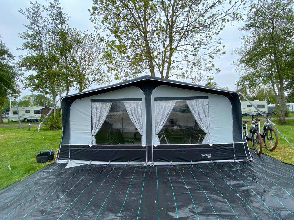 Isabbella Ventura 250 voortent G16 / A900 Antraciet maat 10, Caravans en Kamperen, Voortenten en Luifels, Ophalen, Gebruikt, Isabella