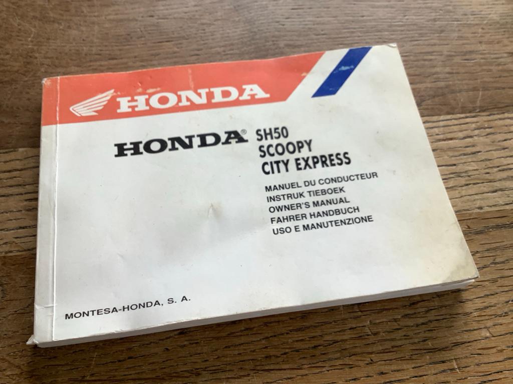 Honda SH50 Scoopy City Express Gebruikershandleiding, Verzenden