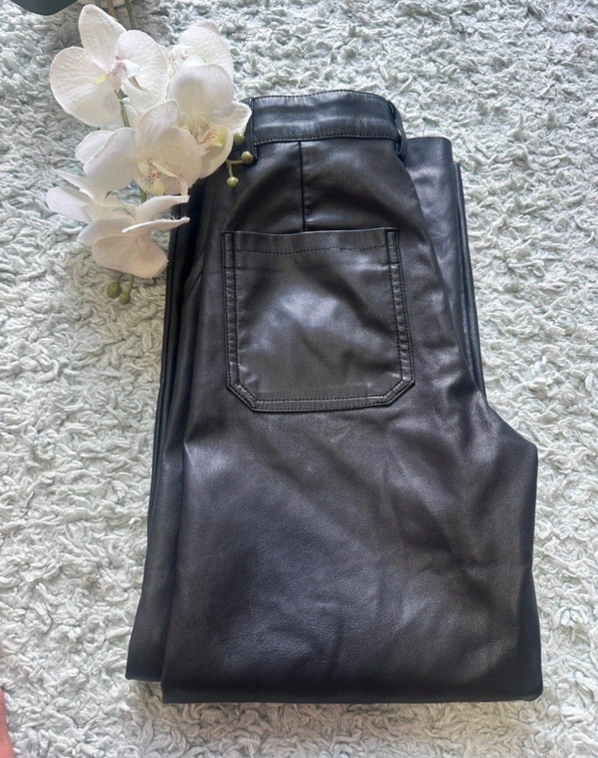 Mooie zwarte leatherlook flared broek van Mayoral, maat 140, Kinderen en Baby's, Kinderkleding | Maat 140, Ophalen of Verzenden