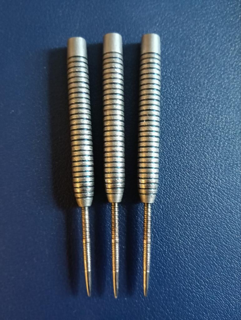 Darts 23 gram Koto, Sport en Fitness, Darts, Ophalen of Verzenden, Gebruikt, Pijlen