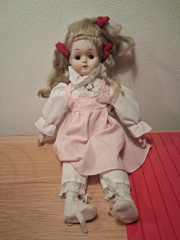 Porcelain pop dame, Verzamelen, Ophalen of Verzenden, Gebruikt, Pop