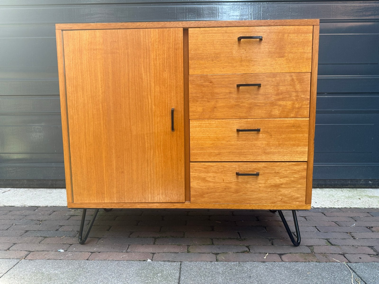 Vintage Dressoir met Lades en Deur - Jaren '60 Stijl