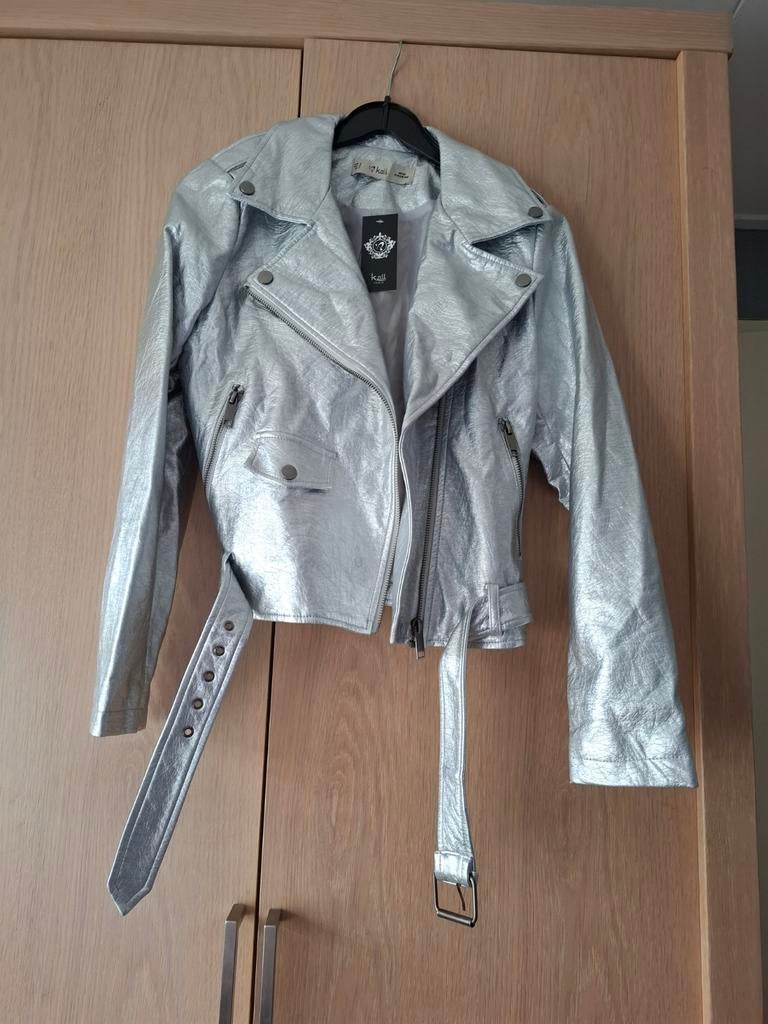 Zilver metallic bikerjack van K.Zell Paris, Overige kleuren, Nieuw, Ophalen of Verzenden, Maat 36 (S)