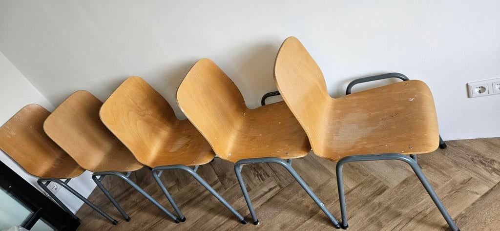 Set van 5 gebruikte schoolstoelen - Gebogen multiplex, Huis en Inrichting, Stoelen, Ophalen, Gebruikt, Overige kleuren, Retro, Industrieel, vintage