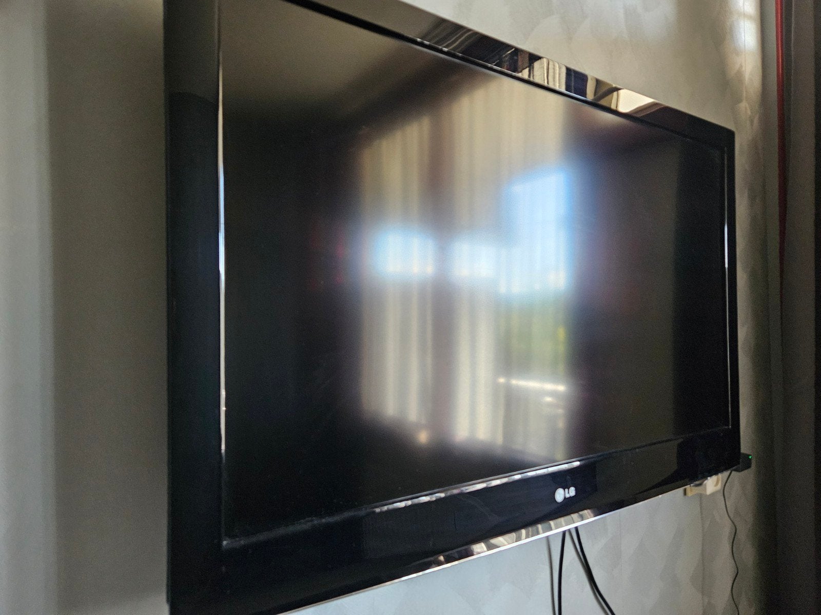 LG 42 inch Full HD LCD TV - 42LH3000, Ophalen, 50 Hz, Zo goed als nieuw, 100 cm of meer