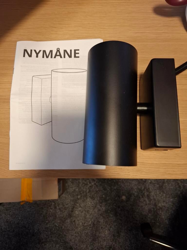 IKEA Nymåne wandlamp - Zwart, zo goed als nieuw, Huis en Inrichting, Lampen | Wandlampen, Ophalen of Verzenden, Zo goed als nieuw