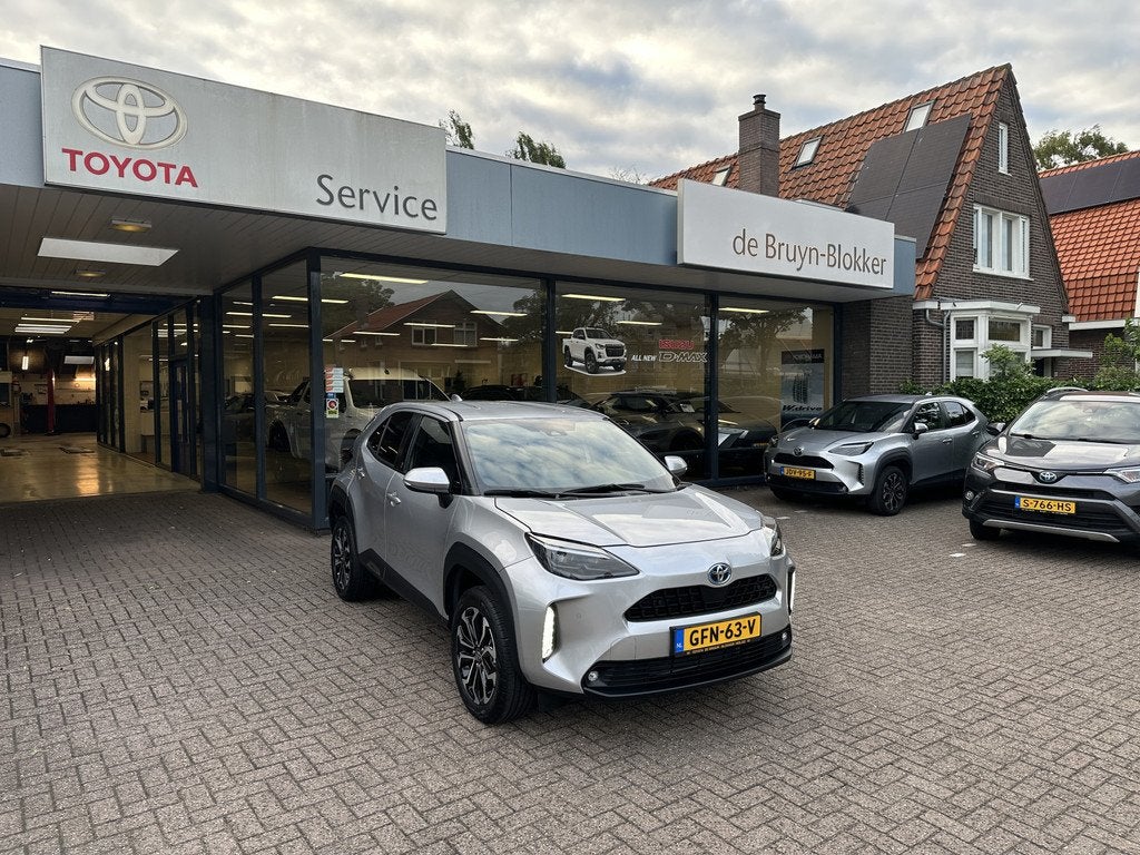 Toyota Yaris Cross 1.5 Hybrid Executive Limited dodehoekdete, Auto's, 12 maanden, Stof, Gebruikt, 116 pk