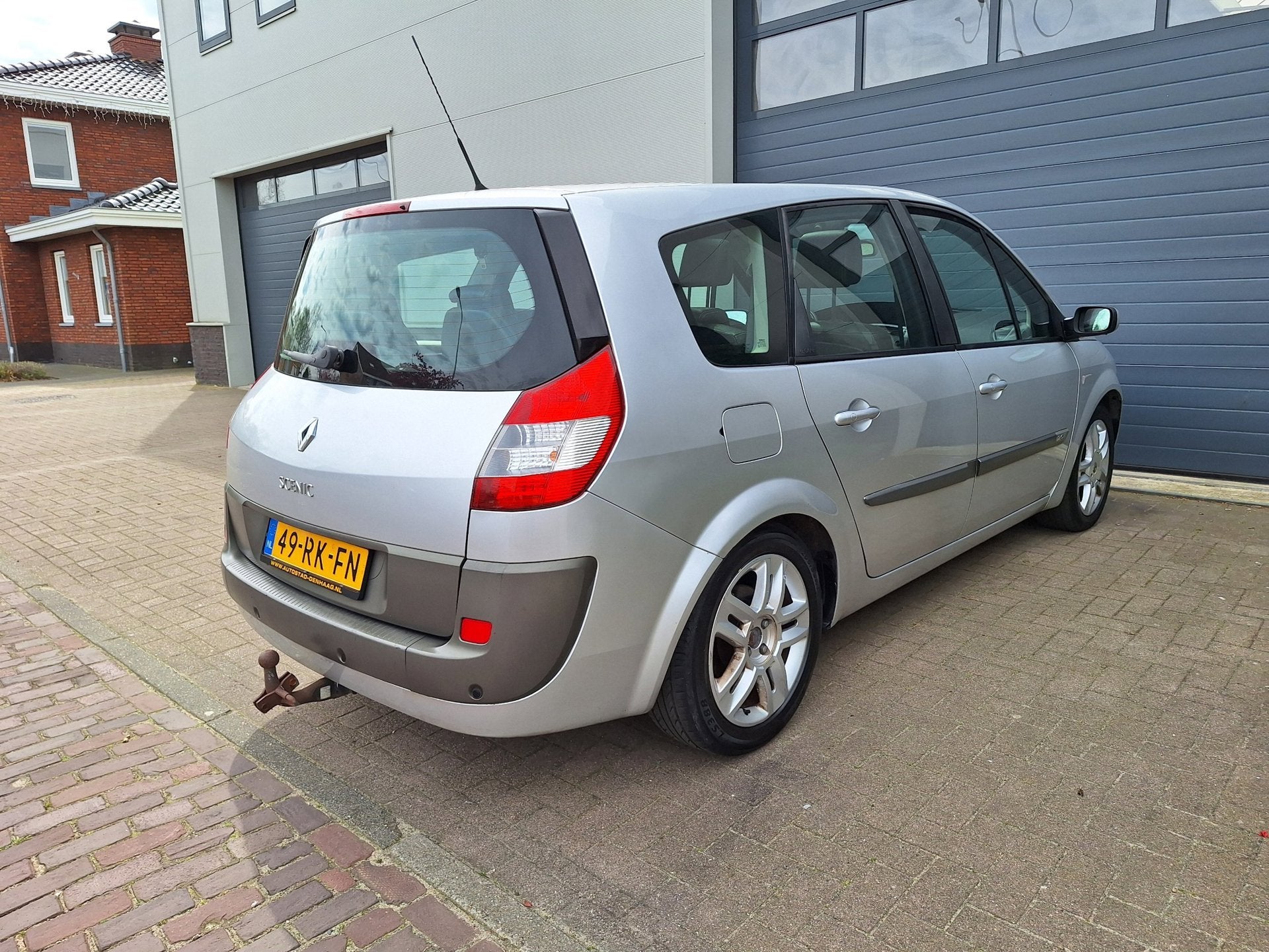 Renault Grand Scénic | 2.0-16V T Privilège Luxe | Airco |, Voorwielaandrijving, 1998 cc, Gebruikt, 4 cilinders