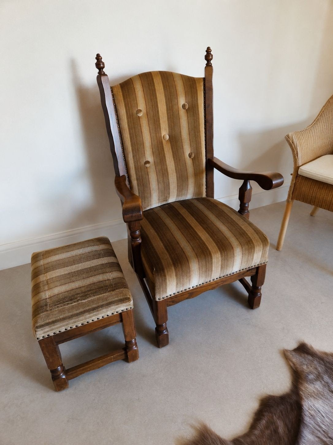 Vintage fauteuil met voetenbankje - gestreept, Ophalen