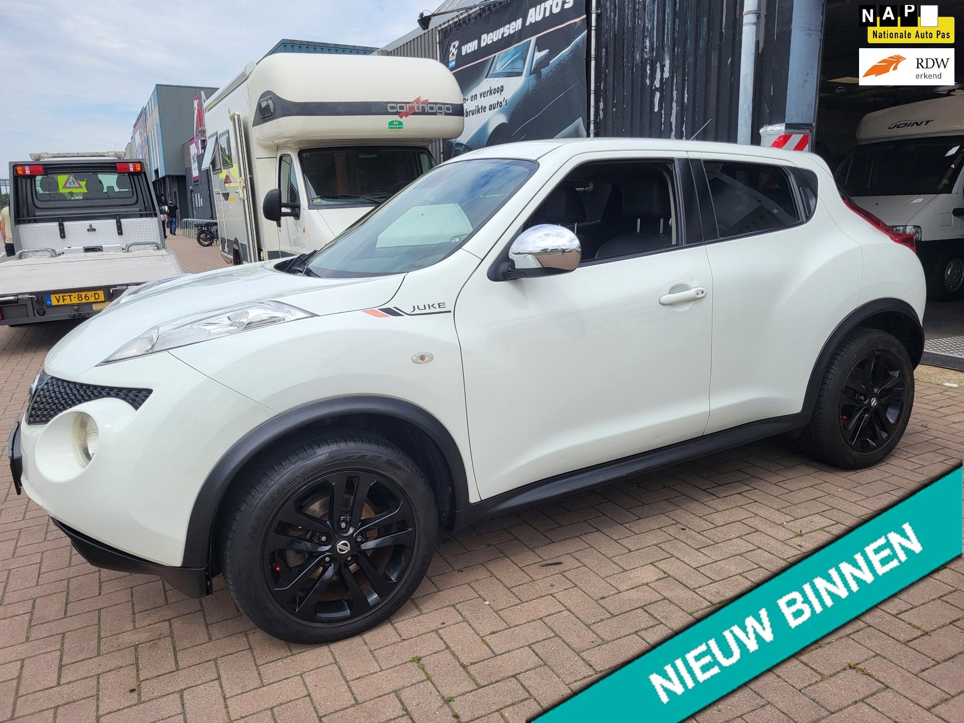 Nissan Juke 1.6 Tekna Sport, Auto's, Nissan, Voorwielaandrijving, Zwart, 4 cilinders, Bedrijf