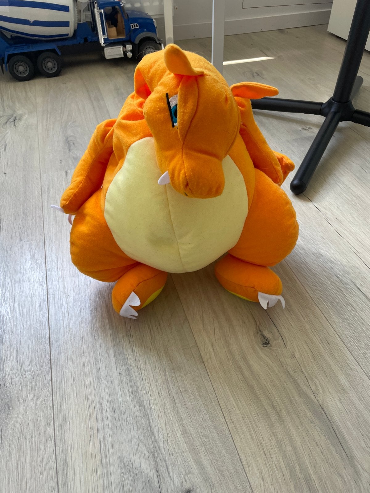Grote Charizard Knuffel - Pokémon, Kinderen en Baby's, Speelgoed | Knuffels en Pluche, Ophalen, Oranje, Gebruikt, Overige merken