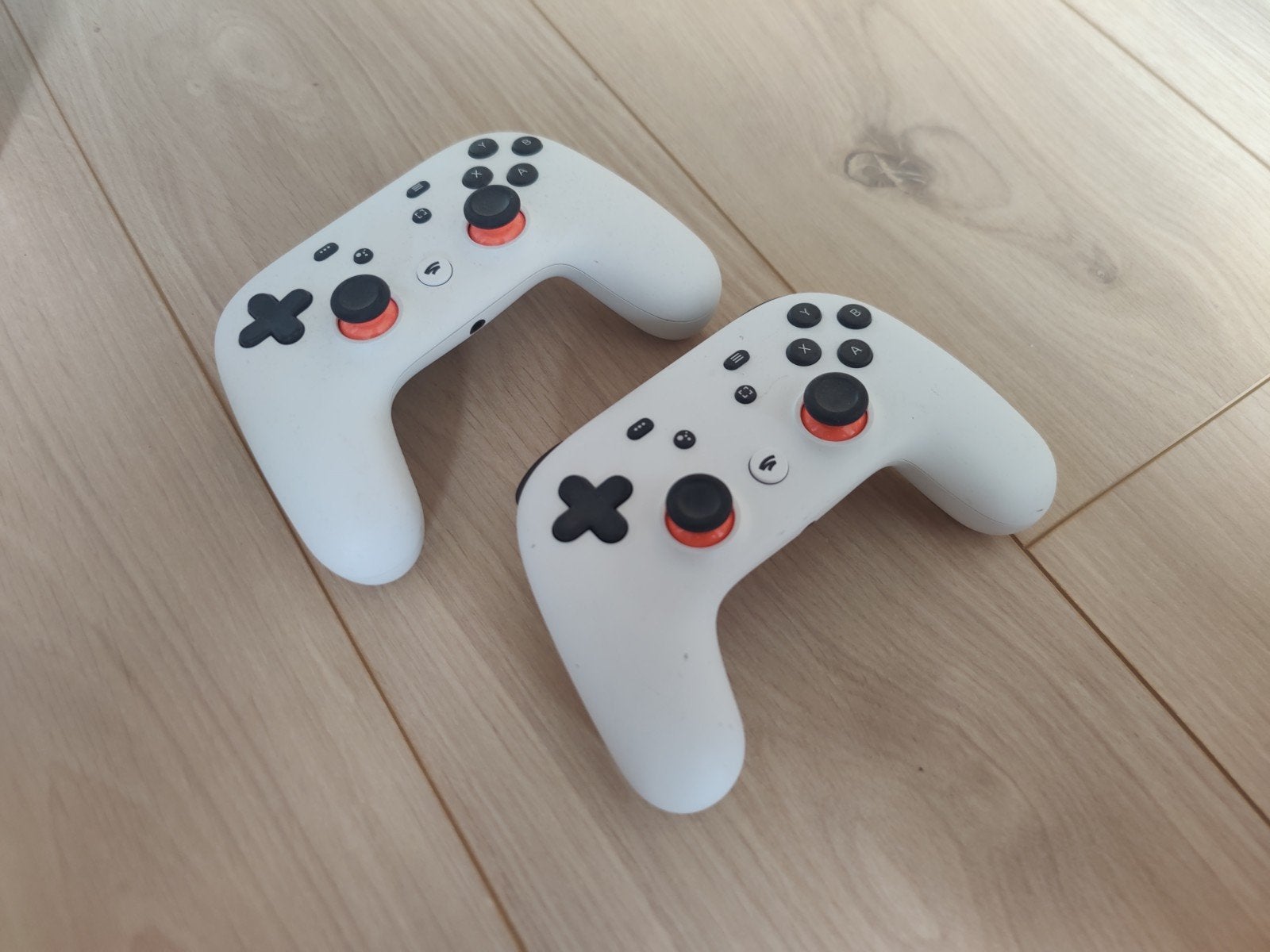 Google Stadia Controllers - Wit (2 stuks), Spelcomputers en Games, Spelcomputers | Overige Accessoires, Zo goed als nieuw, Overige typen